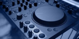 Traktor MX2: Local Tools’ New 2-Channel Controller
