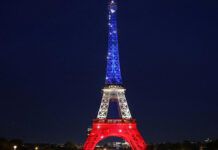 The week in photos: Paris recollects Nov 13 assaults, US shutdown ends and the northern lighting fixtures