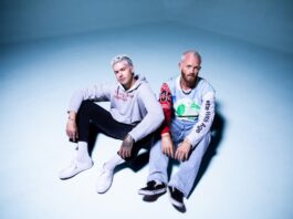 Girlfriends’ Travis Generators and Nick Gross Need to Take You Again to the Previous Community