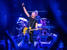 Bruce Springsteen Salutes Slain Protesters In New Music