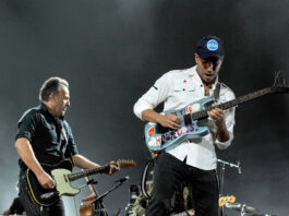 Bruce Springsteen Crashes Tom Morello ICE Get advantages In Minneapolis