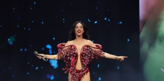 File: Katy Perry, Long run, J Balvin To Rock FIFA