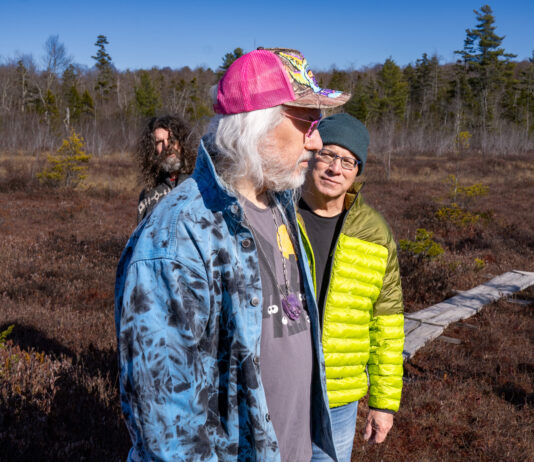 A New Dinosaur Jr. Album Is ‘Close to’