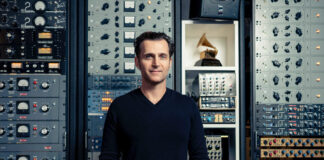 Like Father, Like Son: Dweezil Zappa Celebrates 20 Years of Frank Zappa Reside