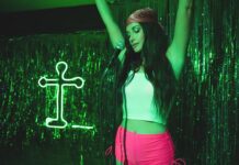 Kacey Musgraves Will get Steamy In NSFW ‘Mexico Honey’ Video