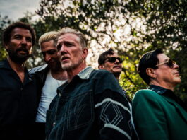 Queens Of The Stone Age Make It Glance ‘Simple’