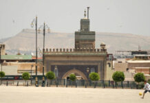 Paris des Arts: Particular version in Fez, Morocco