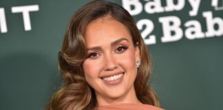 Jessica Alba And Mini-Me Daughter Get Distinctive Matching Tattoos