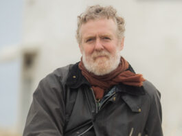 1000’s Collect To Honor Glen Hansard Forward Of Public Funeral