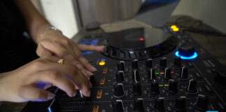 Pakistan's rising DJ scene: The ladies in the back of the turntables