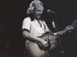 See Jimmy Buffett’s Coral Reefers On The Upward push In New Document Clip