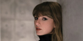 Replace: Taylor Swift Tremendous-Sizes ‘Showgirl’
