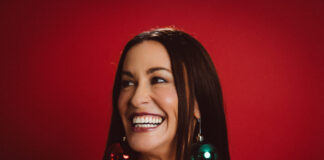 Alanis Morissette Will get Festive On First Vacation Album