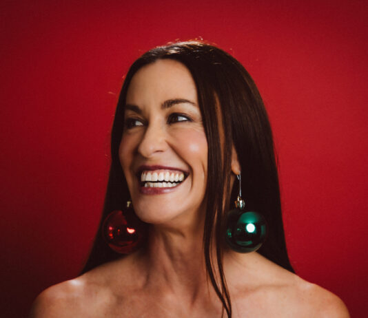 Alanis Morissette Will get Festive On First Vacation Album